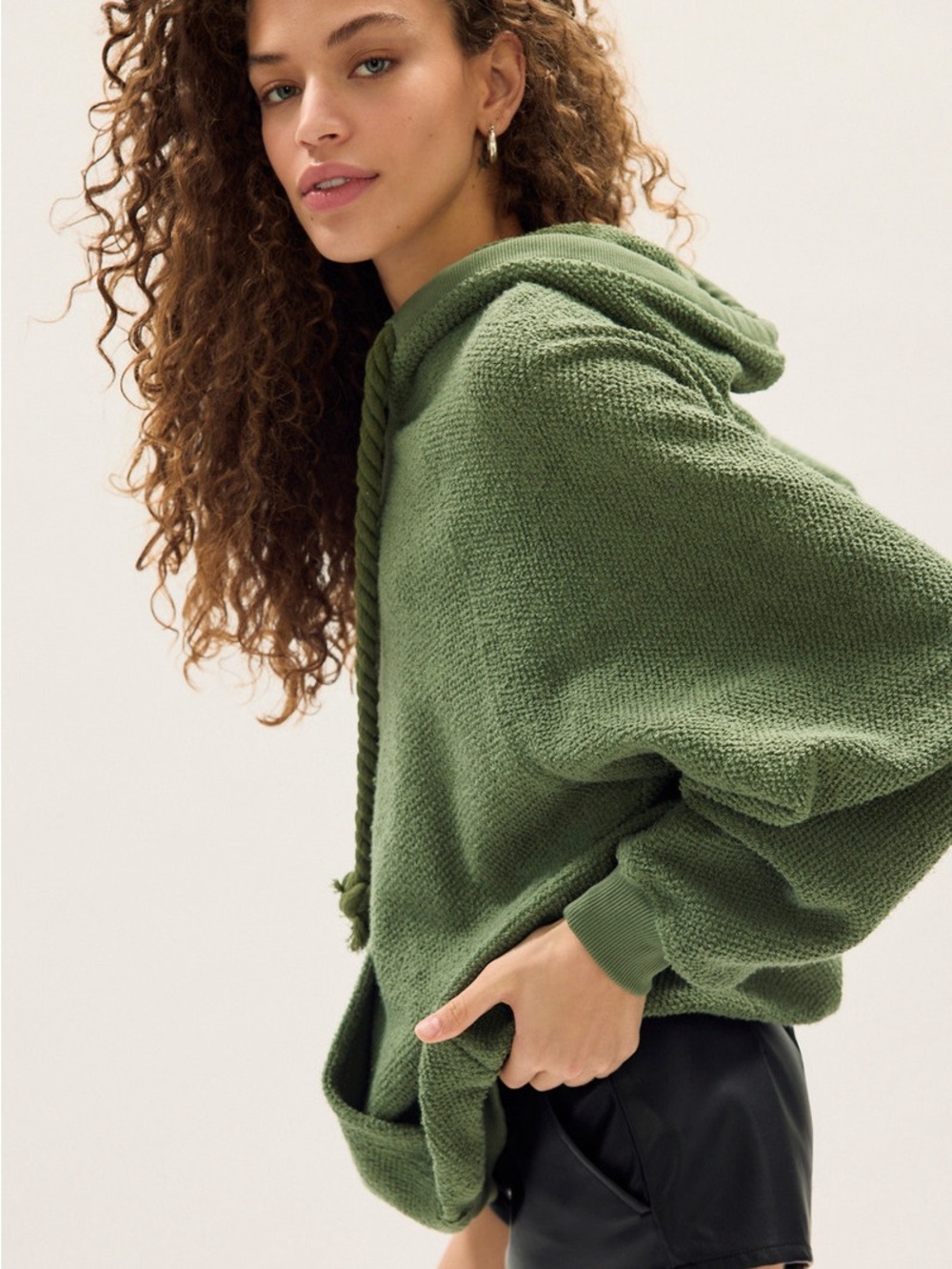NWT FREE PEOPLE Looped In Hoodie | Oil Green MSRP $98 Size XS Oversized SOLD OUT
